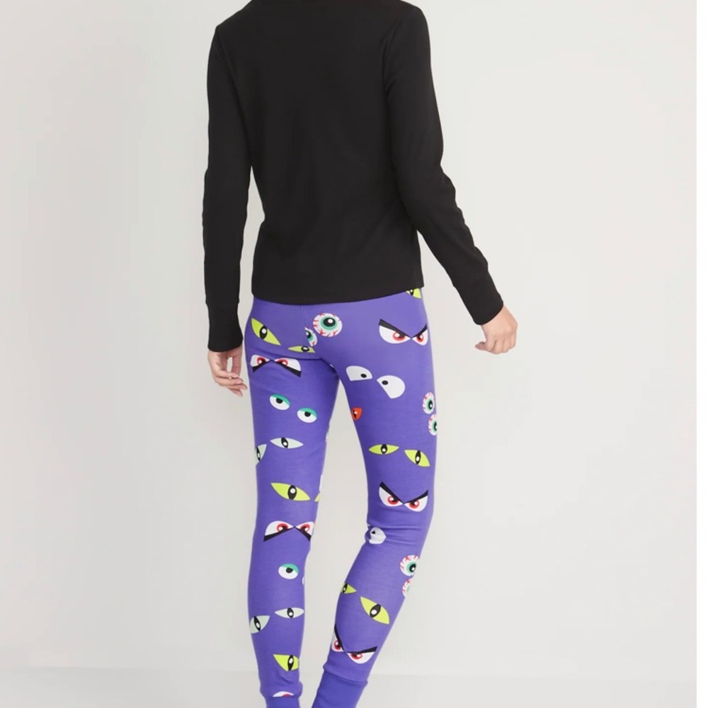 LMT: Old Navy Halloween Matching Graphic Pajama Set - Picture 4 of 12
